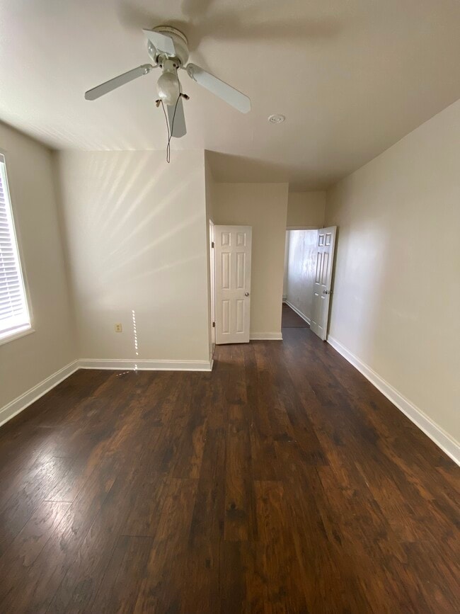 527 Oldham St, Unit 2nd Floor