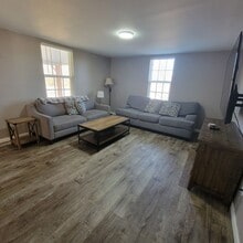 1048 Heady Rd in Sparta, TN - Building Photo - Building Photo