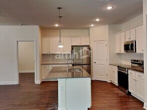 2792 Ponds Trl in St. Cloud, FL - Foto de edificio - Building Photo