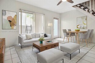 798 Crandon Blvd in Miami, FL - Building Photo