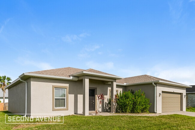 property at 1018 NW 8th Pl
