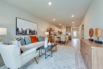 364 Casper Dr in Spring Hill, TN - Foto de edificio - Building Photo