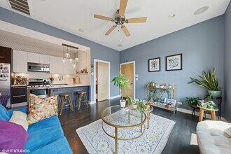 1134 N Wolcott Ave in Chicago, IL - Building Photo - Building Photo