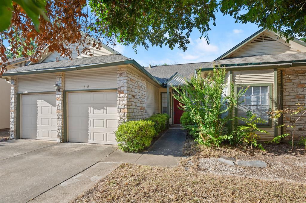 8113 Elkhorn Mountain Trail in Austin, TX - Building Photo