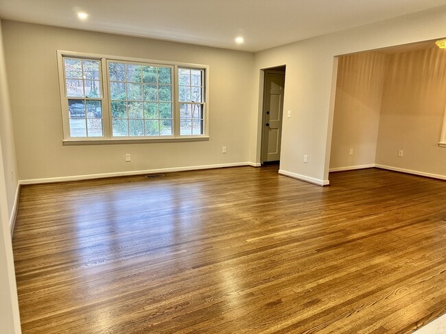 231 Hillwood Ln in Alabaster, AL - Building Photo - Building Photo