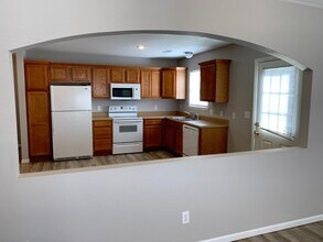 15548 Trailside Ln in St. Robert, MO - Building Photo - Building Photo