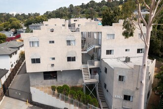 Andrita Apartments in Los Angeles, CA - Building Photo - Building Photo