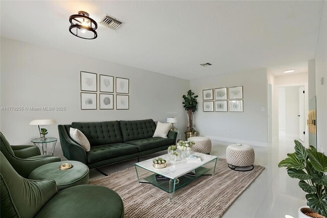 property at 15391 S Dixie Hwy