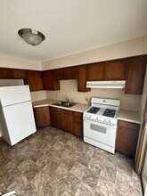 13302 Kingswood Dr in Omaha, NE - Building Photo - Building Photo