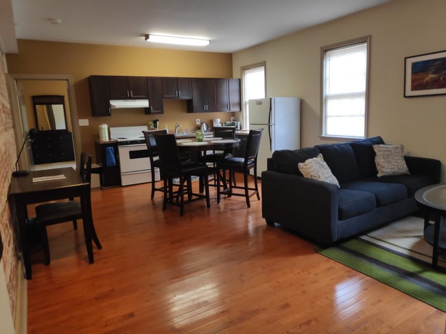 513 Park Ave in Baltimore, MD - Foto de edificio - Building Photo