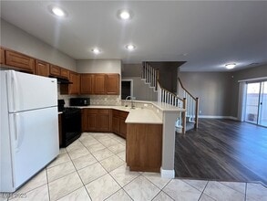 1081 Pleasure Ln in Henderson, NV - Building Photo - Building Photo