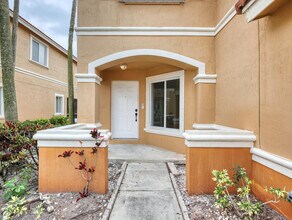 6136 Sugar Loaf Ln in West Palm Beach, FL - Building Photo - Building Photo