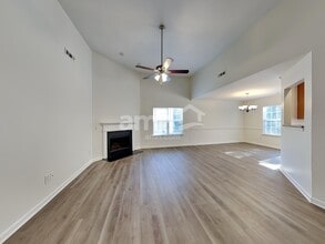 1963 Trace Creek Dr in Waxhaw, NC - Foto de edificio - Building Photo