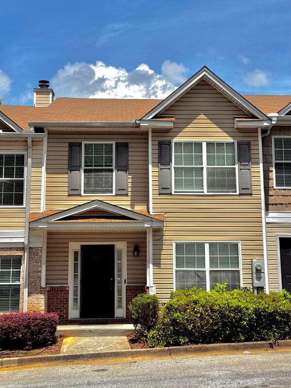 property at 2747 Vining Ridge Terrace