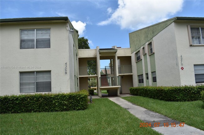 4269 NW 89th Ave in Coral Springs, FL - Building Photo - Building Photo