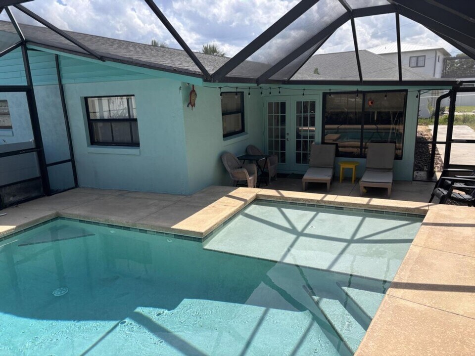 141 Beau Rivage Dr in Ormond Beach, FL - Building Photo