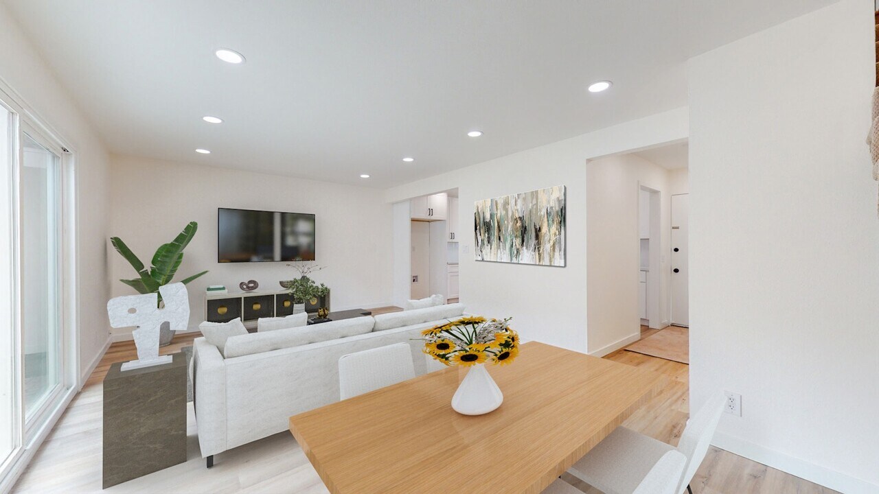3036 Coolidge Ave in Costa Mesa, CA - Building Photo