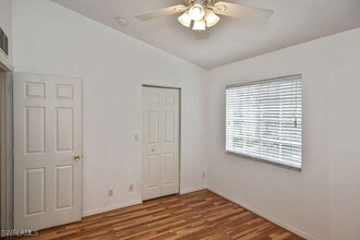 10100 Poppy Hill Dr in Ft. Myers, FL - Building Photo - Building Photo