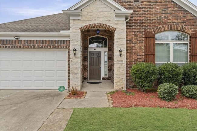 15103 Russet Bend Ln in Cypress, TX - Foto de edificio - Building Photo