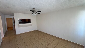 2169 Sunrise Ln E in San Bernardino, CA - Building Photo