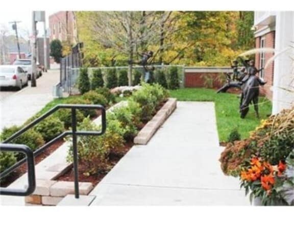 446 Belgrade Ave in Boston, MA - Building Photo - Building Photo