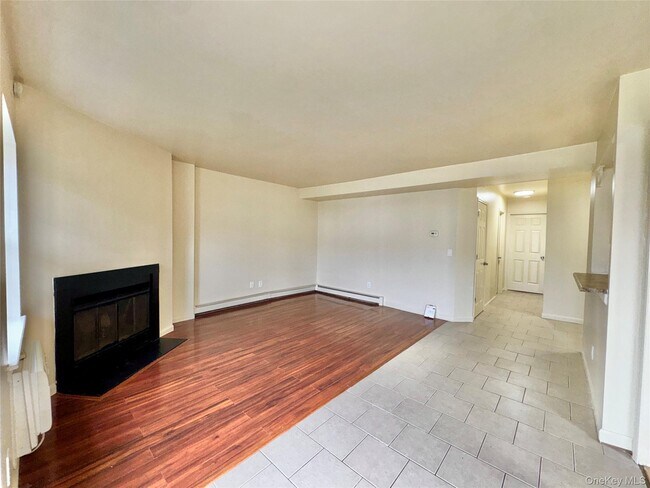 5 Lexington Hills Rd in Harriman, NY - Building Photo - Building Photo
