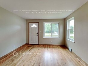 373 Mors Ave in Wheeling, IL - Building Photo - Building Photo