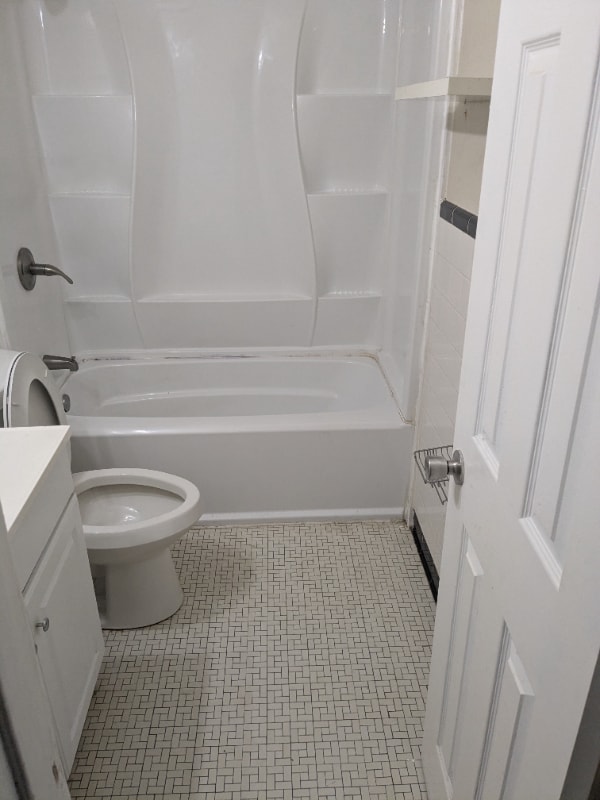 1561 Repoll Rd in Mobile, AL - Foto de edificio - Building Photo