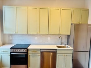 828 Madison Ave in Covington, KY - Building Photo - Building Photo