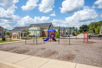 McArthur Park Apartments in Fayetteville, NC - Building Photo - Building Photo