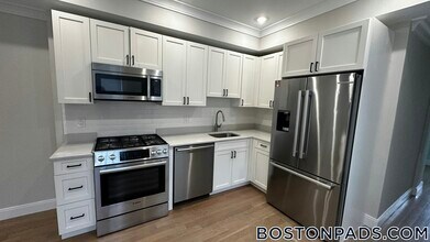 47 Englewood Ave, Unit 6 in Boston, MA - Building Photo - Building Photo