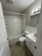 452 Midlothian Rd in St. Louis, MO - Building Photo - Building Photo