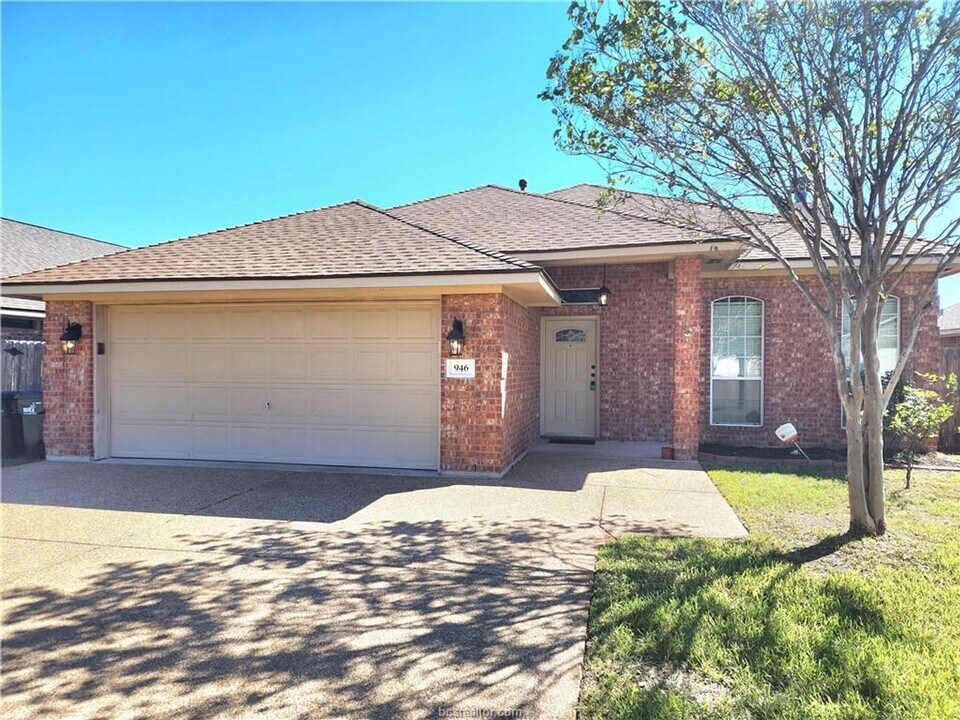 946 Dove Landing Ave in College Station, TX - Building Photo