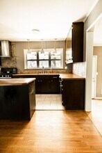 1627 Oakland Ave in Fayetteville, AR - Building Photo - Building Photo