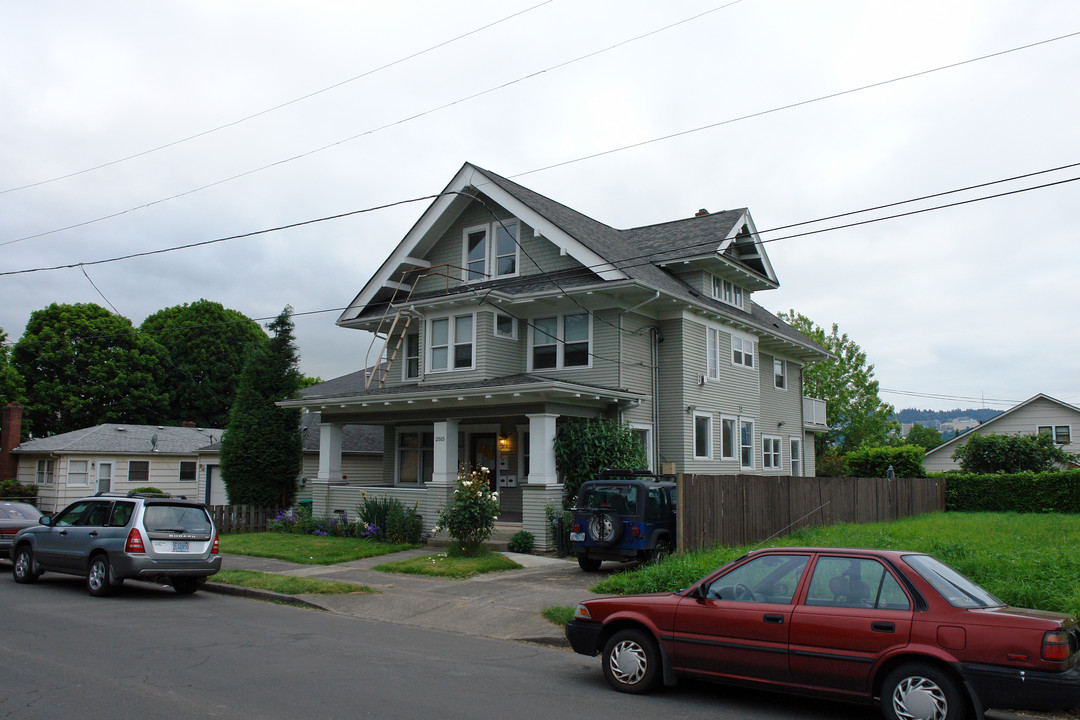 2511-2515 SE 23rd Ave in Portland, OR - Building Photo