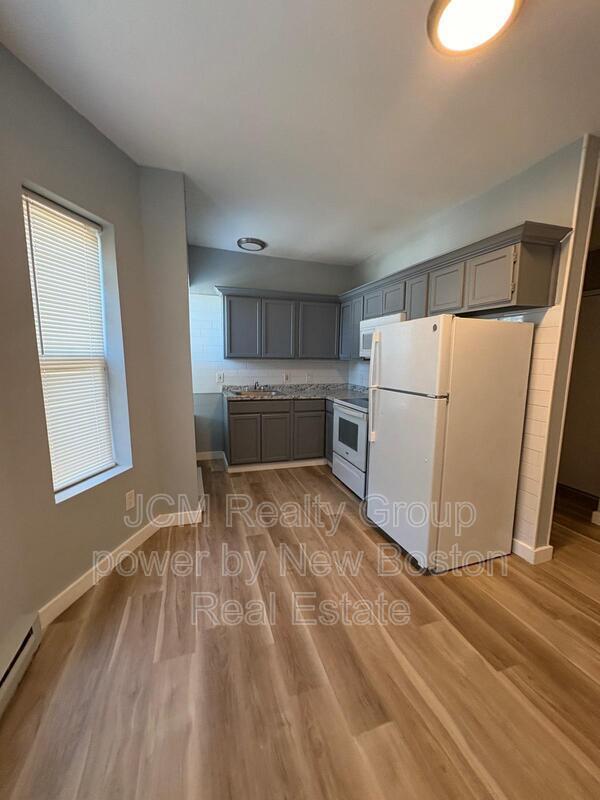 56 Johnson St in Lynn, MA - Building Photo - Building Photo