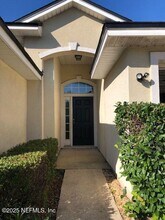 1876 Creekview Dr in Green Cove Springs, FL - Building Photo - Building Photo
