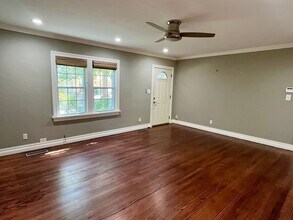 1108 Woodlawn Pl in Oklahoma City, OK - Building Photo - Building Photo