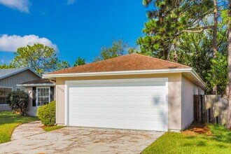 7770 Collins Ridge Blvd in Jacksonville, FL - Foto de edificio - Building Photo