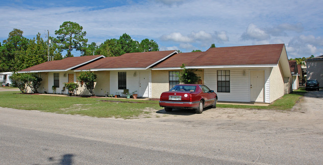 1415 Florida Ave in Lynn Haven, FL - Building Photo - Building Photo