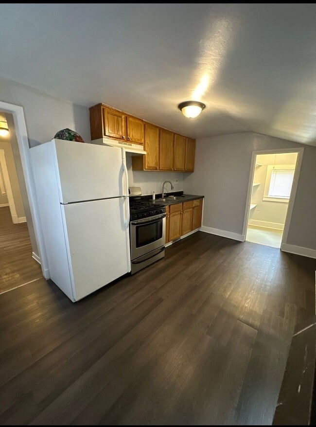property at 479 Lawson Ave W