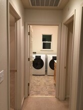 1495 Breezeway Ct in Merced, CA - Building Photo - Building Photo