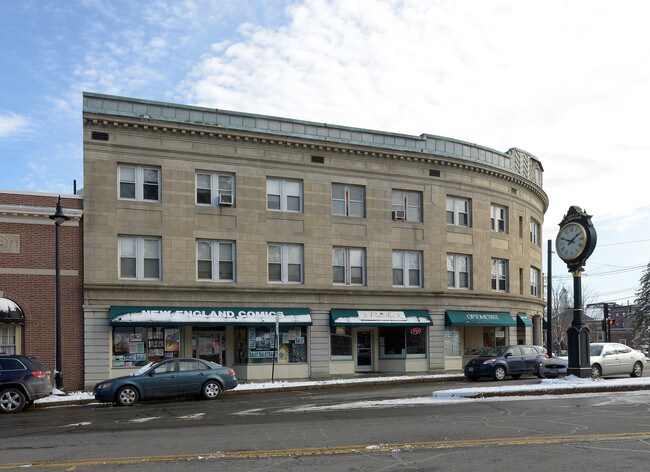 732-742 Washington St in Norwood, MA - Building Photo - Building Photo