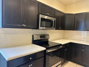 3797 NE 2nd St in Homestead, FL - Building Photo - Building Photo