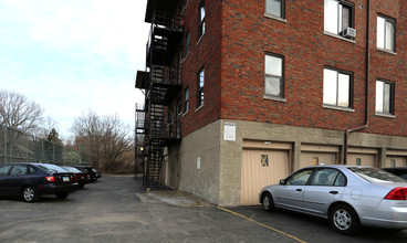 2805 Digby Ave in Cincinnati, OH - Building Photo - Building Photo