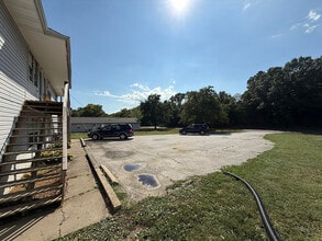 7308 N Wade School Rd in Columbia, MO - Building Photo - Building Photo