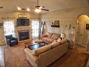 717 Sleek Fox Dr in Clarksville, TN - Building Photo - Building Photo