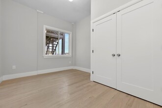 160 Webster St-Unit -2 in Boston, MA - Building Photo - Building Photo