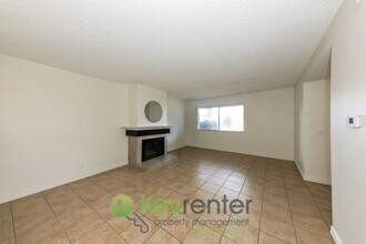 3 Summerwalk Ct in Newport Beach, CA - Building Photo - Building Photo