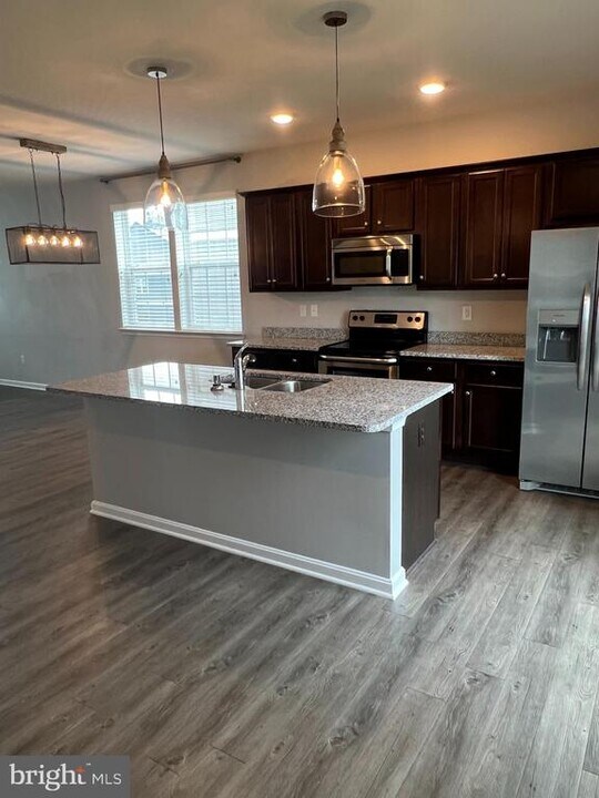 146 Drexel Ct in Martinsburg, WV - Building Photo